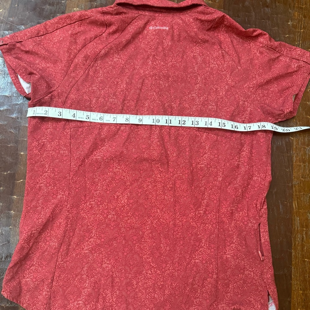 Columbia Women's Red Titanium Omni Dry Collared Shirt - Picture 12 of 16